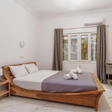 The Omonoia Modern, 3Bd Apartment Athena Bagian luar foto