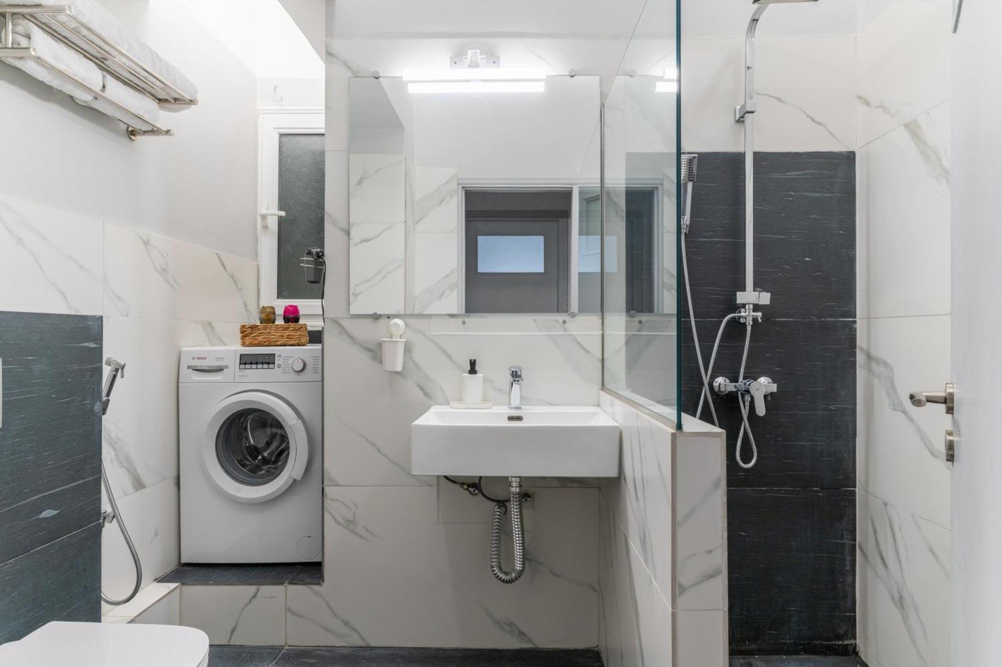 The Omonoia Modern, 3Bd Apartment Athena Bagian luar foto