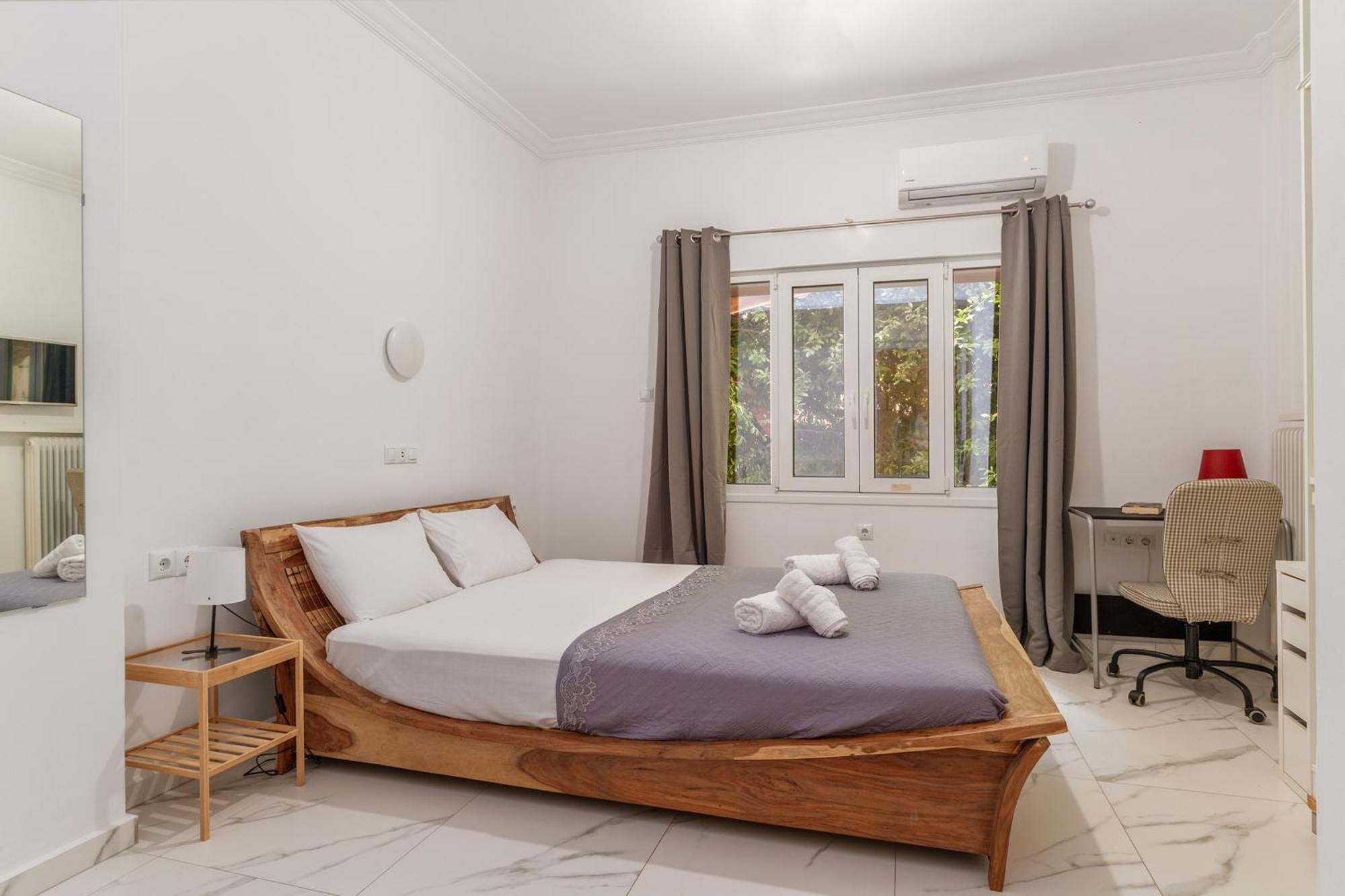 The Omonoia Modern, 3Bd Apartment Athena Bagian luar foto